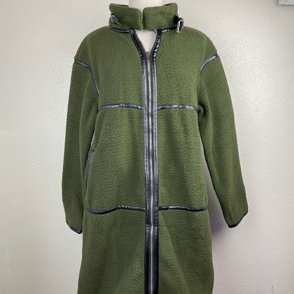 PrettyGarden Full Zip Long Fleece Jacket Size L EUC